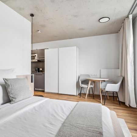 Habyt-The Waterfront Berlin Exterior foto